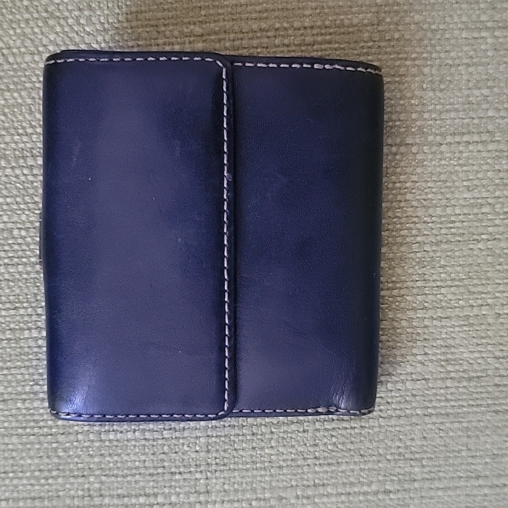 Coach Y2K Buckle Wallet - Picture 2 of 16